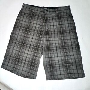 Nike Men's Black Plaid Flat Front Shorts | 32W